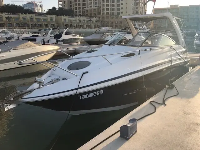 Regal 28 Express Cruiser