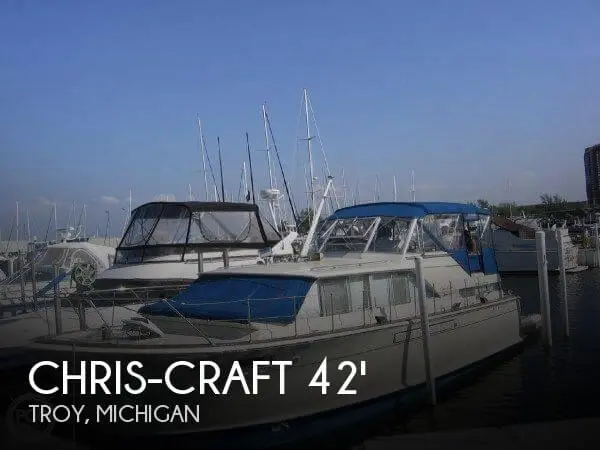 Chris Craft 42 Commander