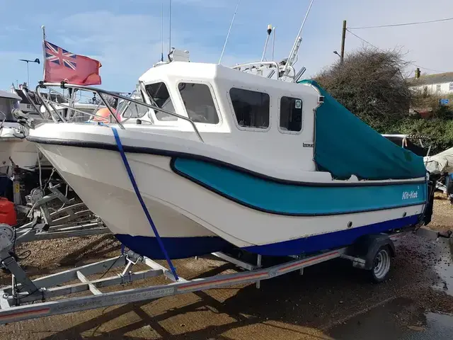 Leeward 18 Enclosed Wheelhouse