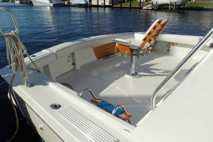 Hatteras Convertible/Enclosed FB