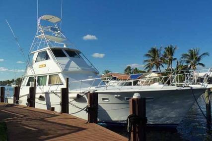 Hatteras Convertible/Enclosed FB