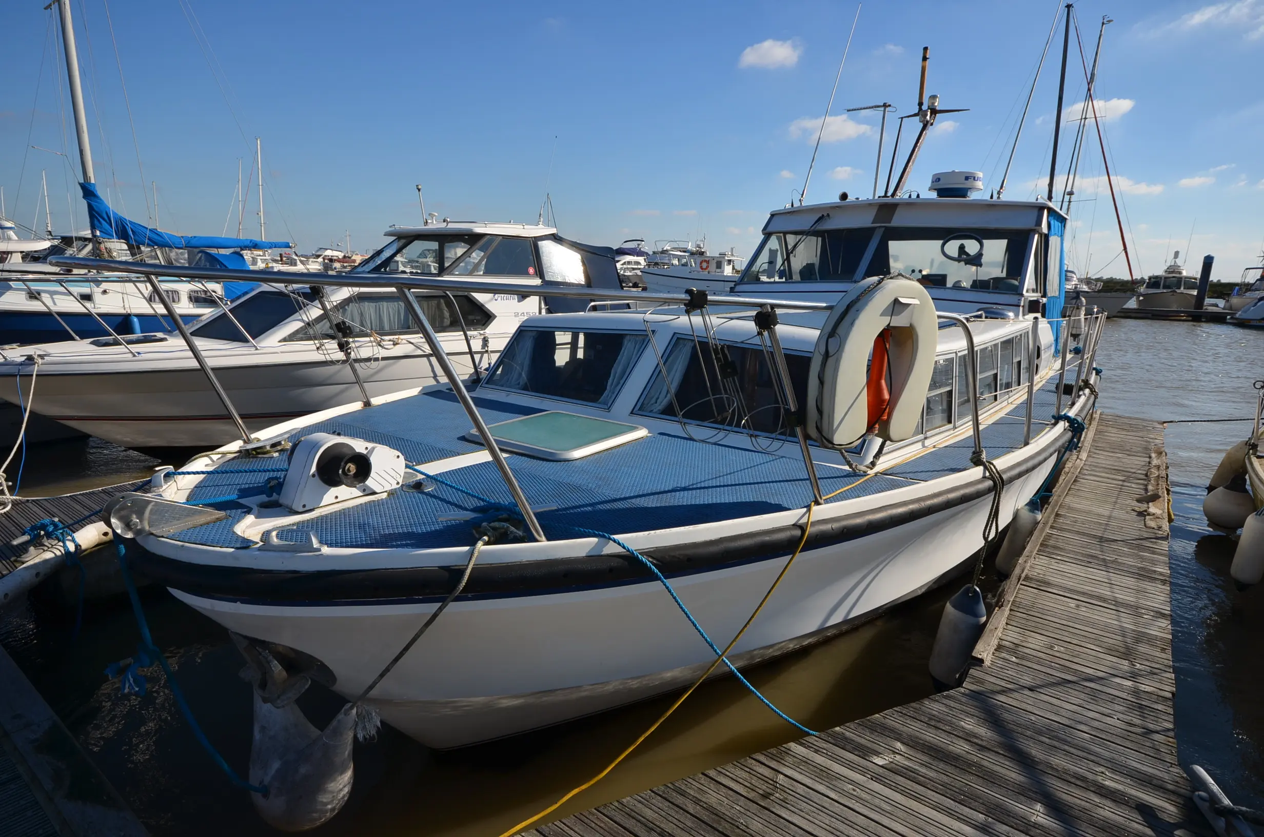 33 GT - Birchwood Boats