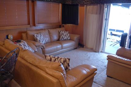 Houseboat Lakeview 72 x 16