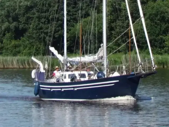 KOMPIER 42 Ketch Cockpit AK