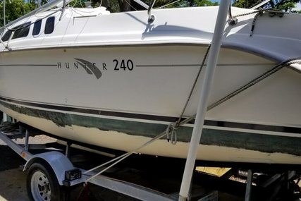 Hunter 240