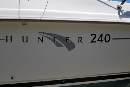 Hunter 240