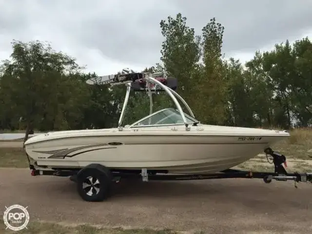 Sea Ray 182 Bow Rider