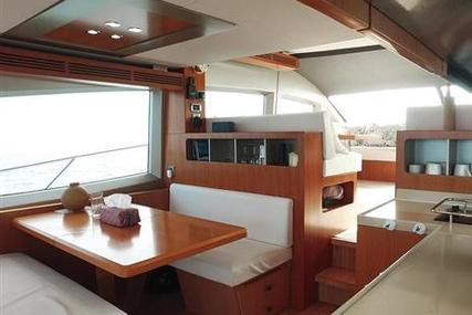 Majesty 48