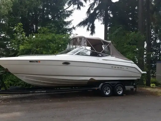 Regal 2900 LSR Bowrider