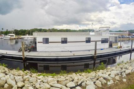 Lazy Days Houseboat