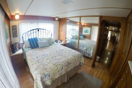 Lazy Days Houseboat