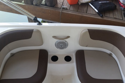 Bayliner Element XL 18