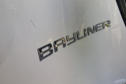 Bayliner Element XL 18