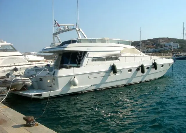 Ferretti Yachts 58s