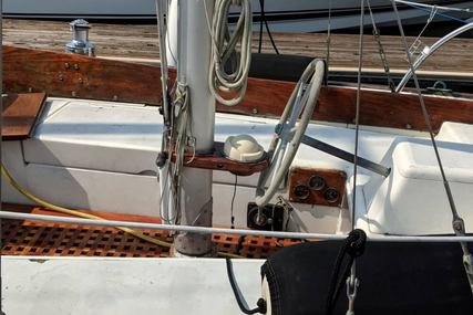 Allied Seawind Ketch ()