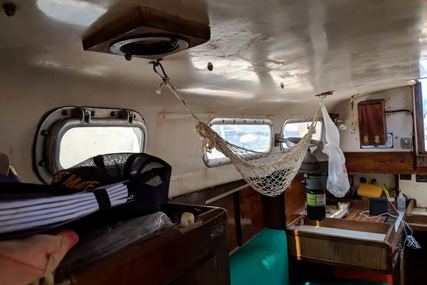 Allied Seawind Ketch ()