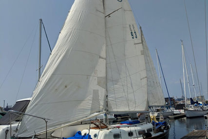 Allied Seawind Ketch ()