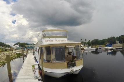 Lazy Days Houseboat