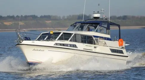 Broom Ocean 42