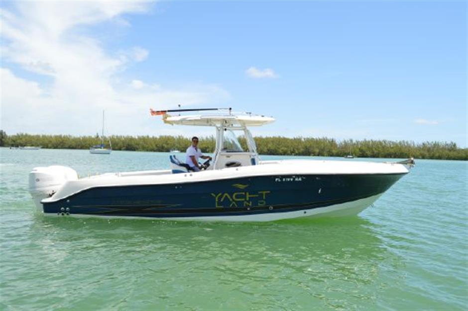 Vector 2900 CC - Hydra-Sports Boats