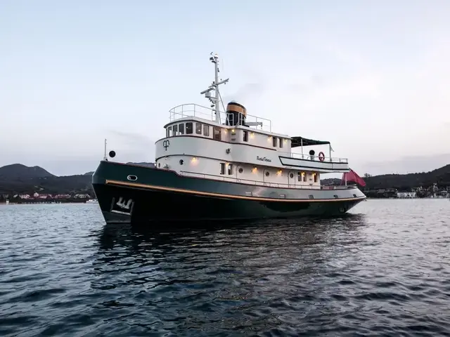 Tugboat Classic Yacht