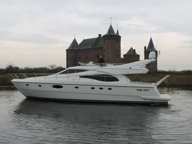 Ferretti Yachts 591