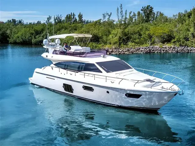 Ferretti Yachts 570