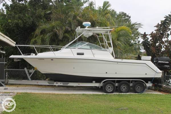 Robalo 2640 Walkaround