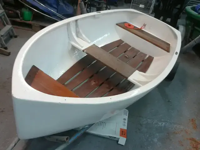 Generic Dinghy 7ft