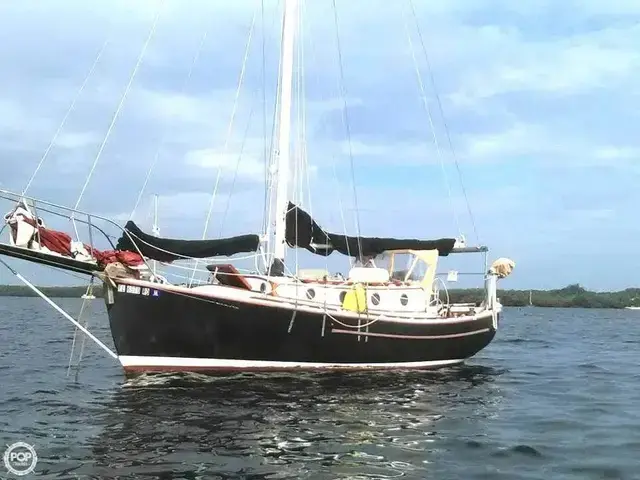 Aquarius Pilot Cutter 24