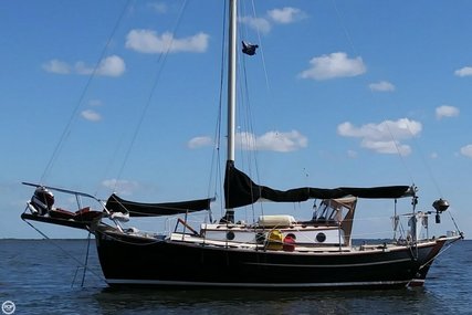 Aquarius Pilot Cutter 24