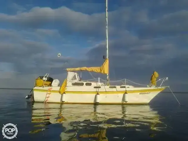 Clipper Marine 30 Sloop