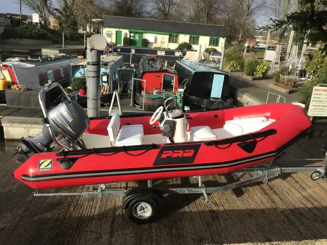 Zodiac Pro 500 9 Man RIB & Brand new trailer