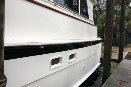 Hatteras Hardtop Extended Deck MY