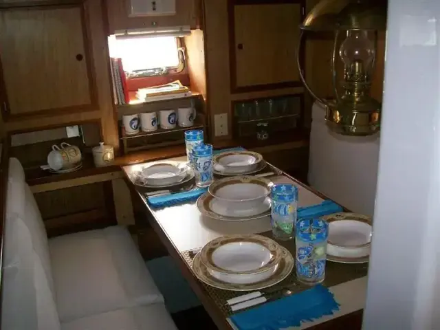 George Buehler Yacht Custom Pilothouse Sloop