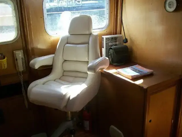 George Buehler Yacht Custom Pilothouse Sloop