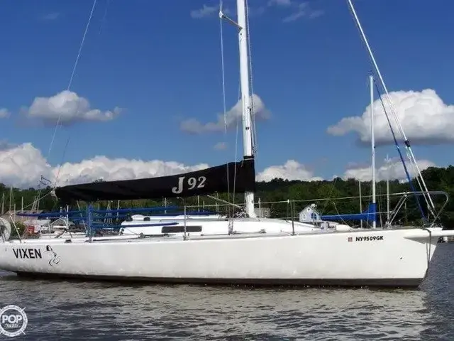 J Boats J/92