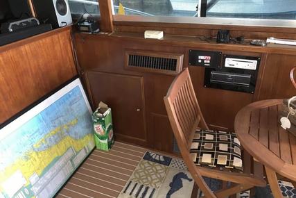 Chris Craft 422 Commander