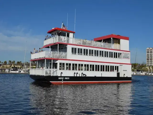 Custom Boats Triple Deck Dinner River Boat