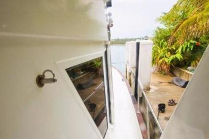 Ocean Alexander Cockpit M/Y