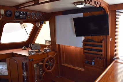 PT 41'  Trawler Performance 41