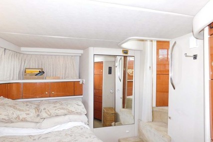 Sea Ray Aft Cabin Motor Yacht