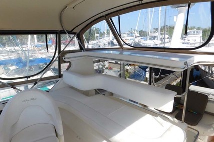 Sea Ray Aft Cabin Motor Yacht