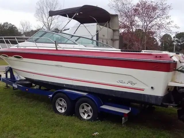 Sea Ray 250 Cuddy Fisherman