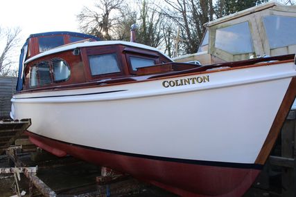 H.Gibbs River Thames Cruiser