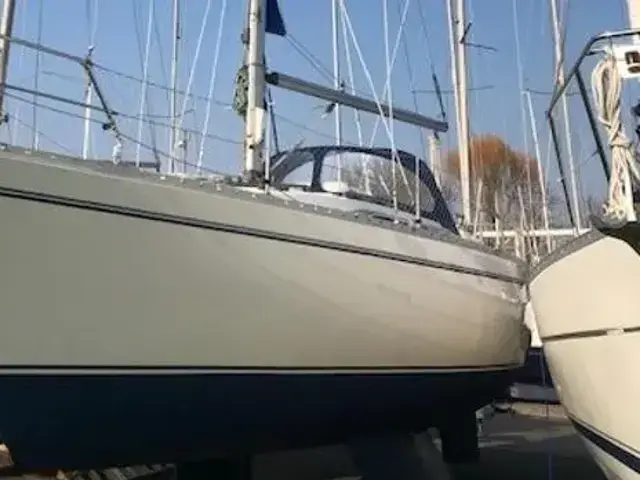 Moody 346 Bilge Keel