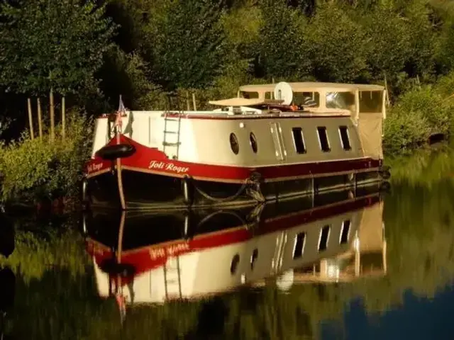 Wide Beam Narrowboat 58'x12' Bluewater Eurocruiser