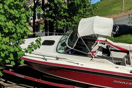 Rinker 230 Festiva