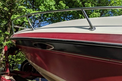 Rinker 230 Festiva