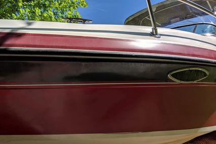 Rinker 230 Festiva